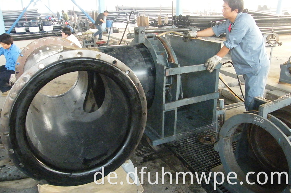 fluid gas delivery pipe
